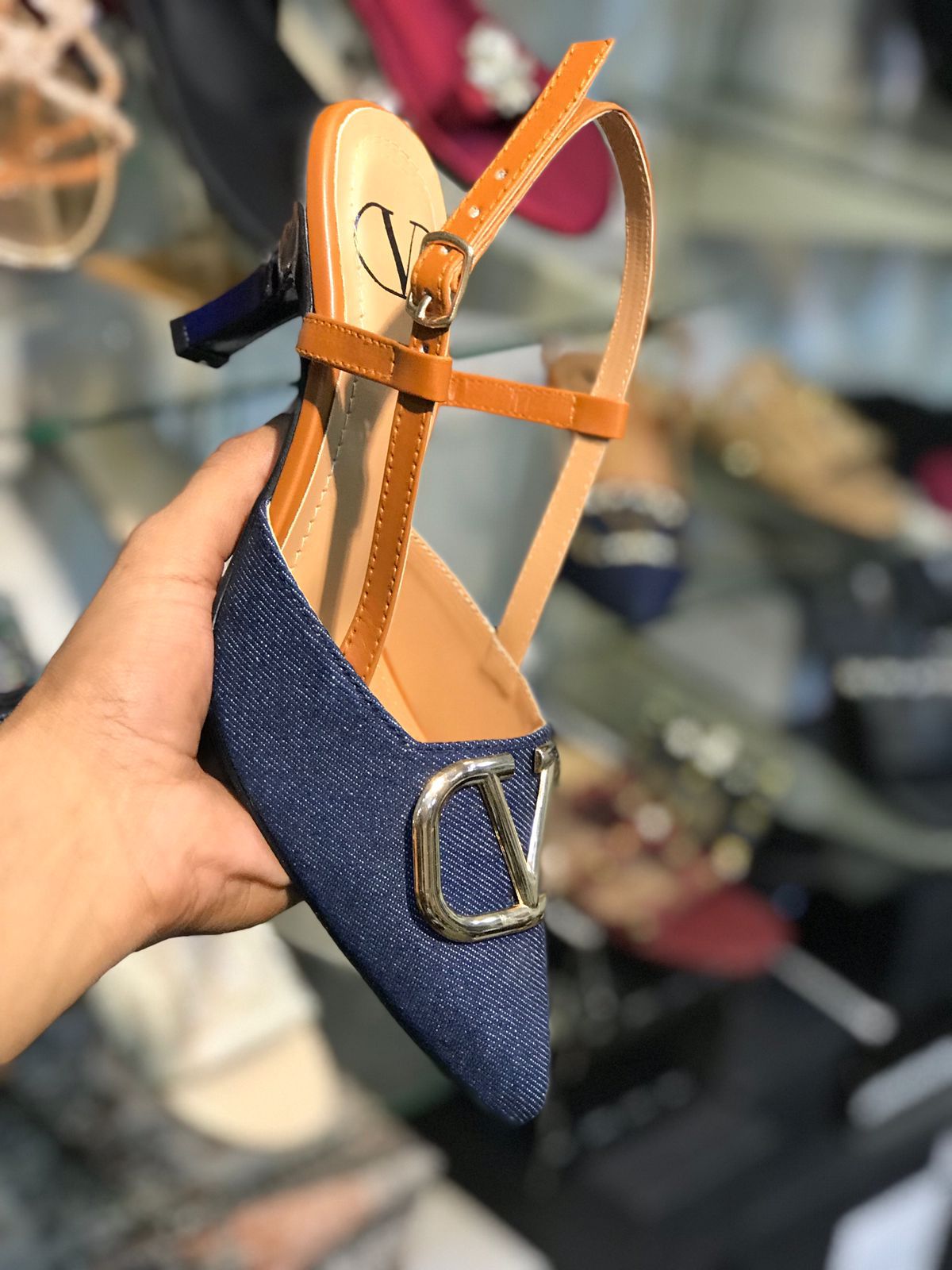 VALENTINO HEEL