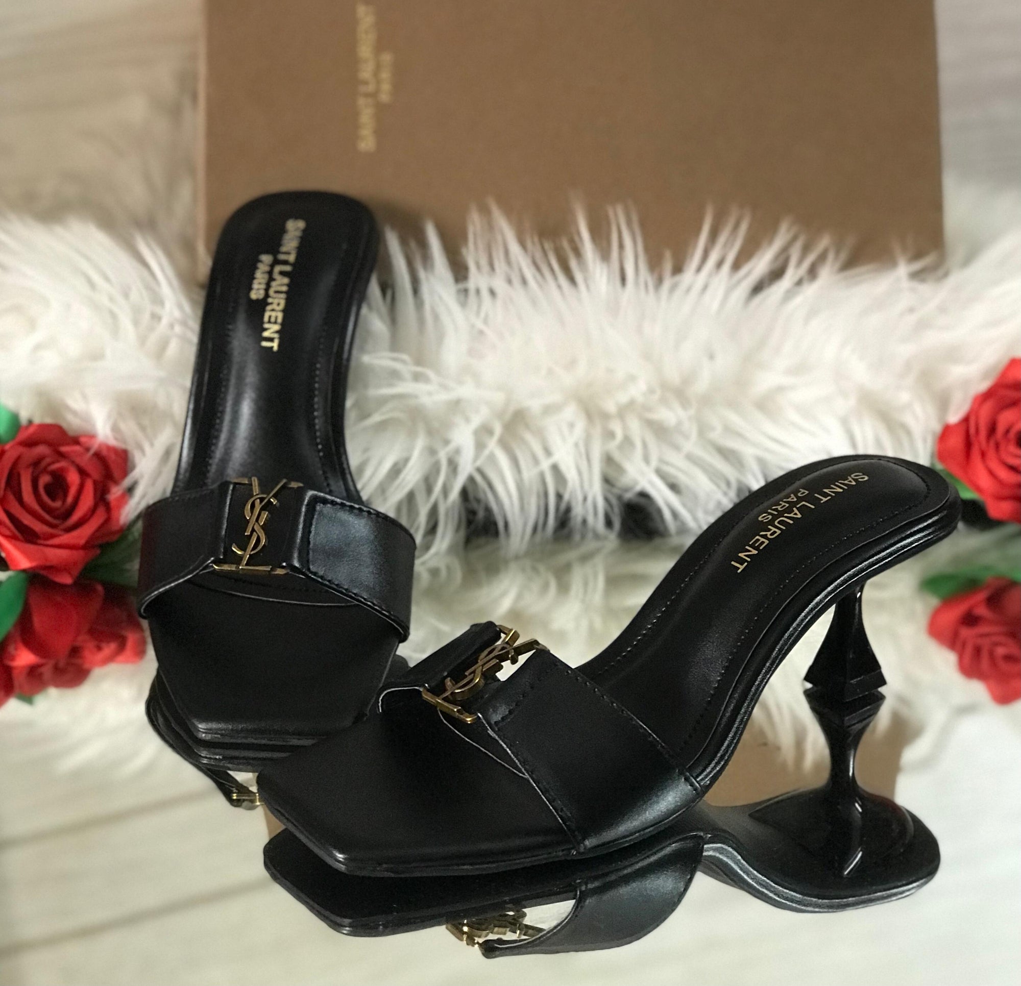 Saint Laurent Heel
