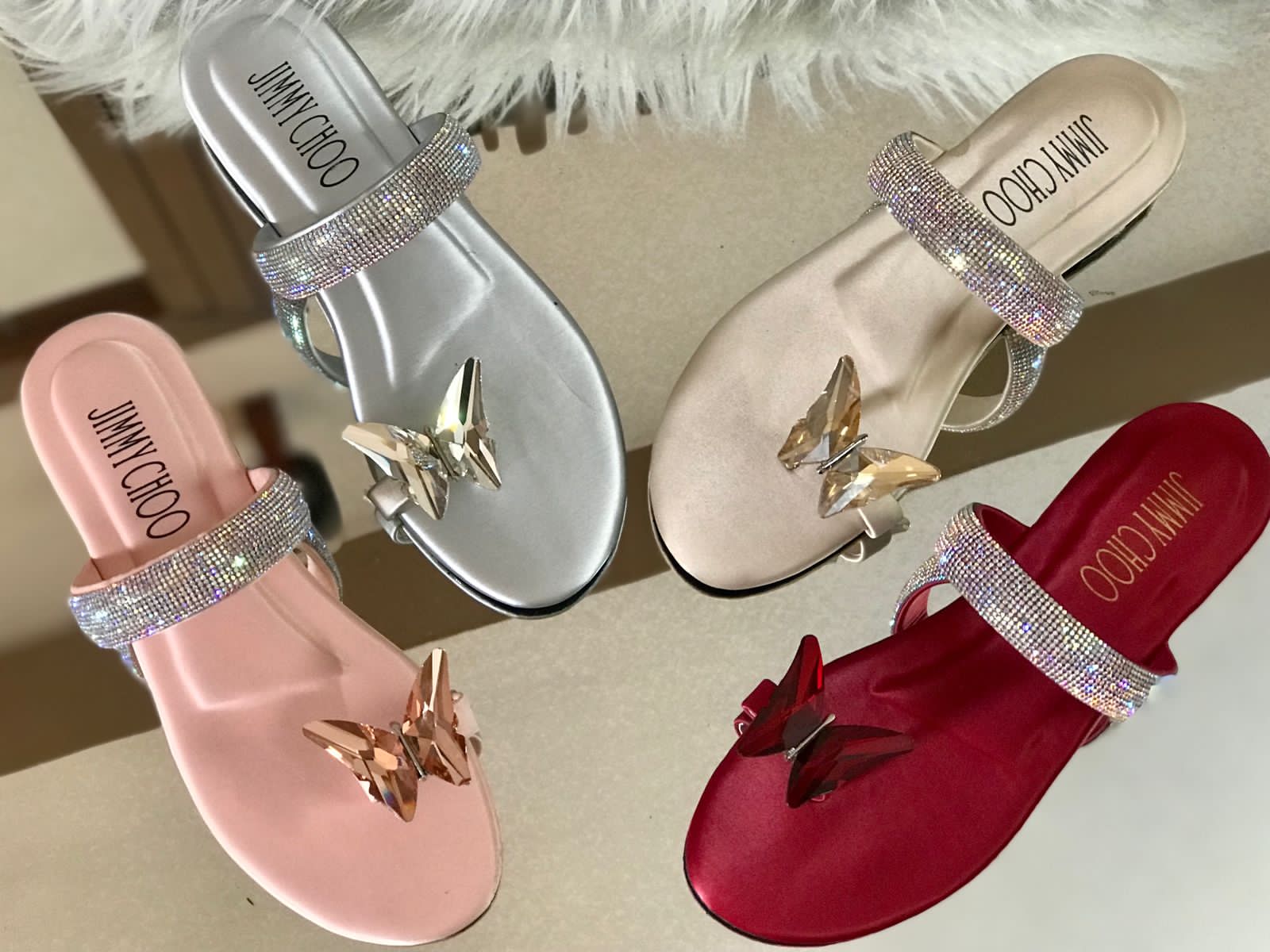 JÇ SLIPPER